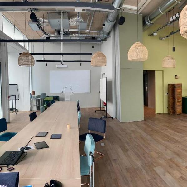Co-working
